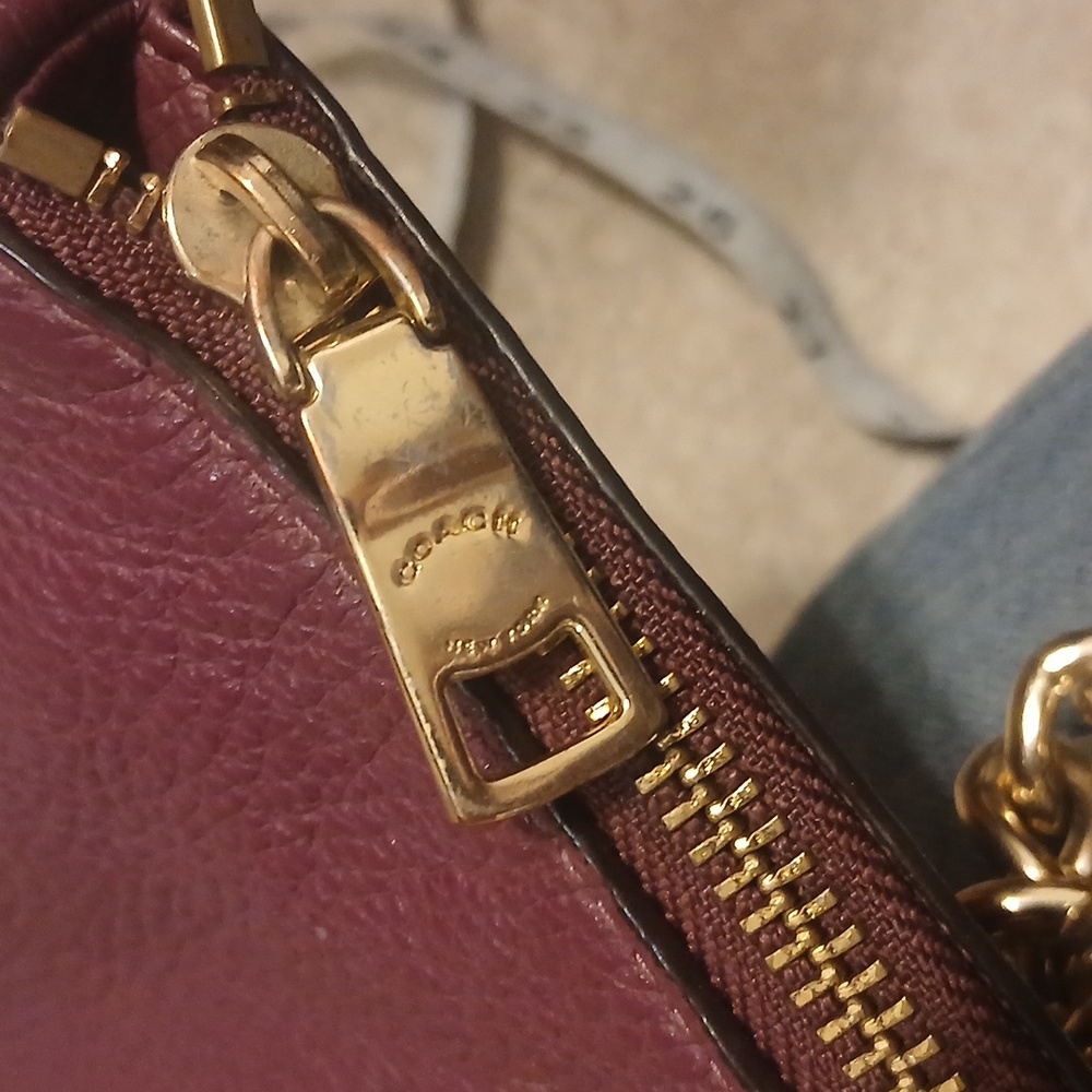 Coach Purple Pebble Leather Ava Chain Tote - Picture 6 of 16